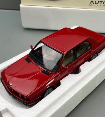 autoart-bmw-m5-rot