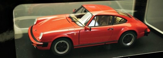 autoart-porsche-911-carrera-rot
