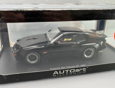 autoart-porsche-924-carrera-gt-schwarz
