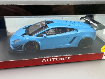 Blaues Lamborghini Gallardo GT3 FL2 Modellauto von AUTOart
