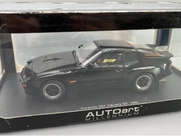 Schwarzes Porsche 924 Carrera GT Modellauto, AUTOart Millennium Serie